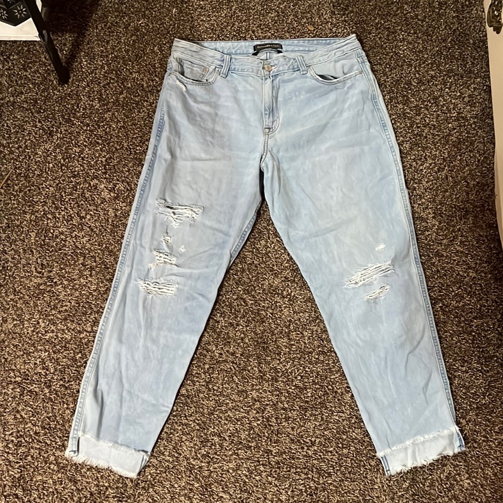 light wash Abercrombie and fitch jeans!